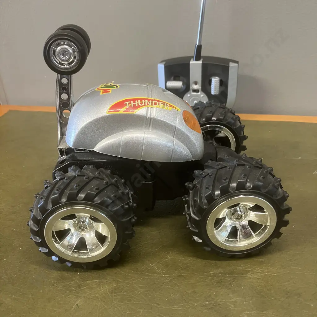 R/C Turbo Tumbler Car - 27 Mhz Image 1++