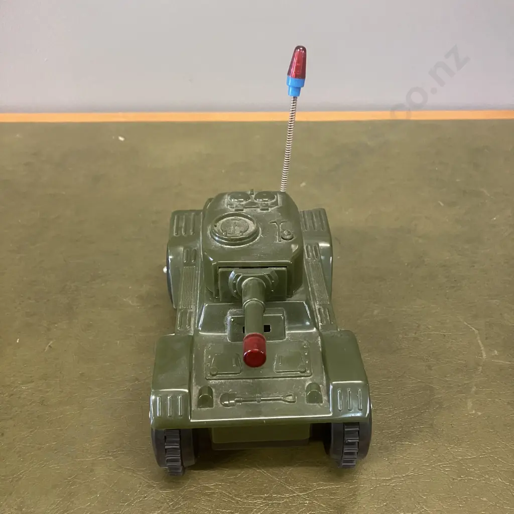 Vintage Super Tank 1970s Flip Over Army Toy Image 1++