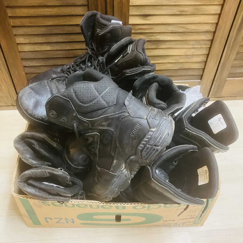 Box Lot Assorted Pairs of Boots Image 1++