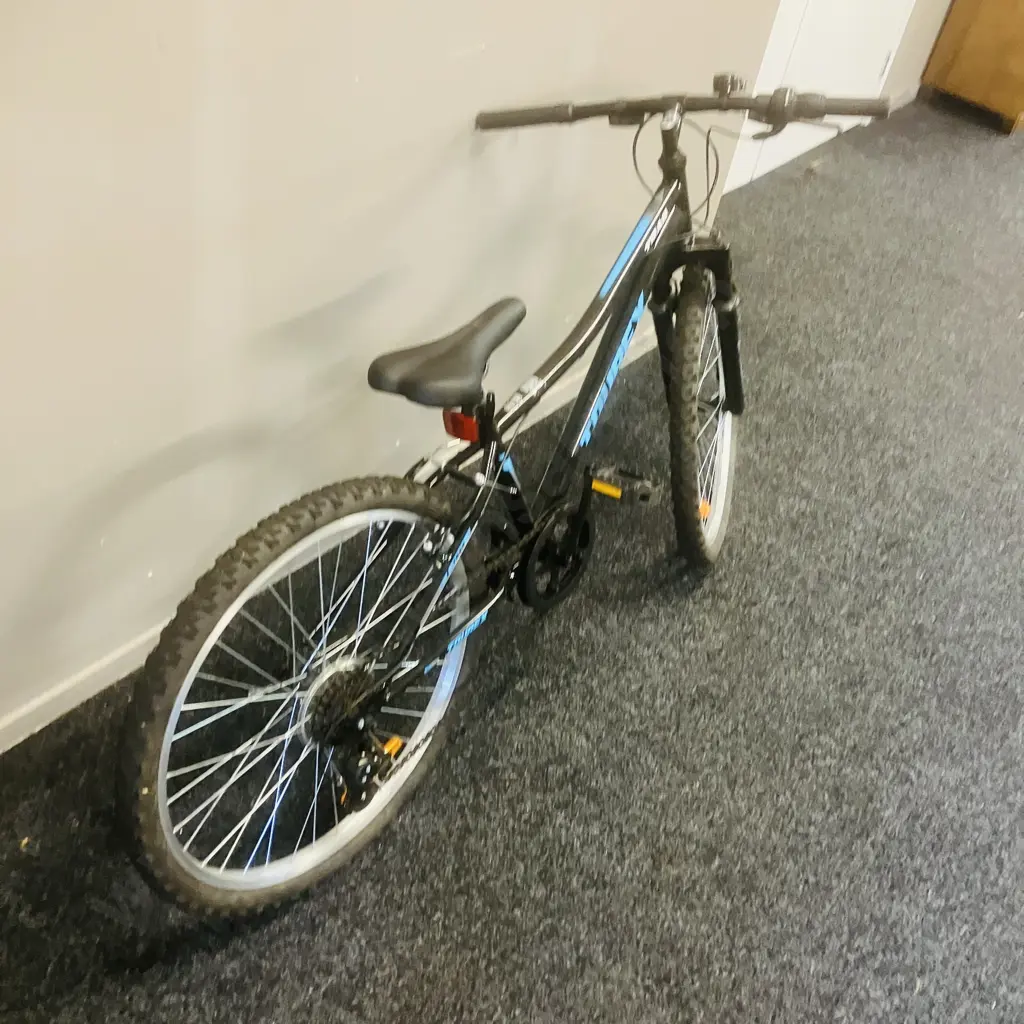 Black & Blue Tourex Trail Kids Bike Image 1++