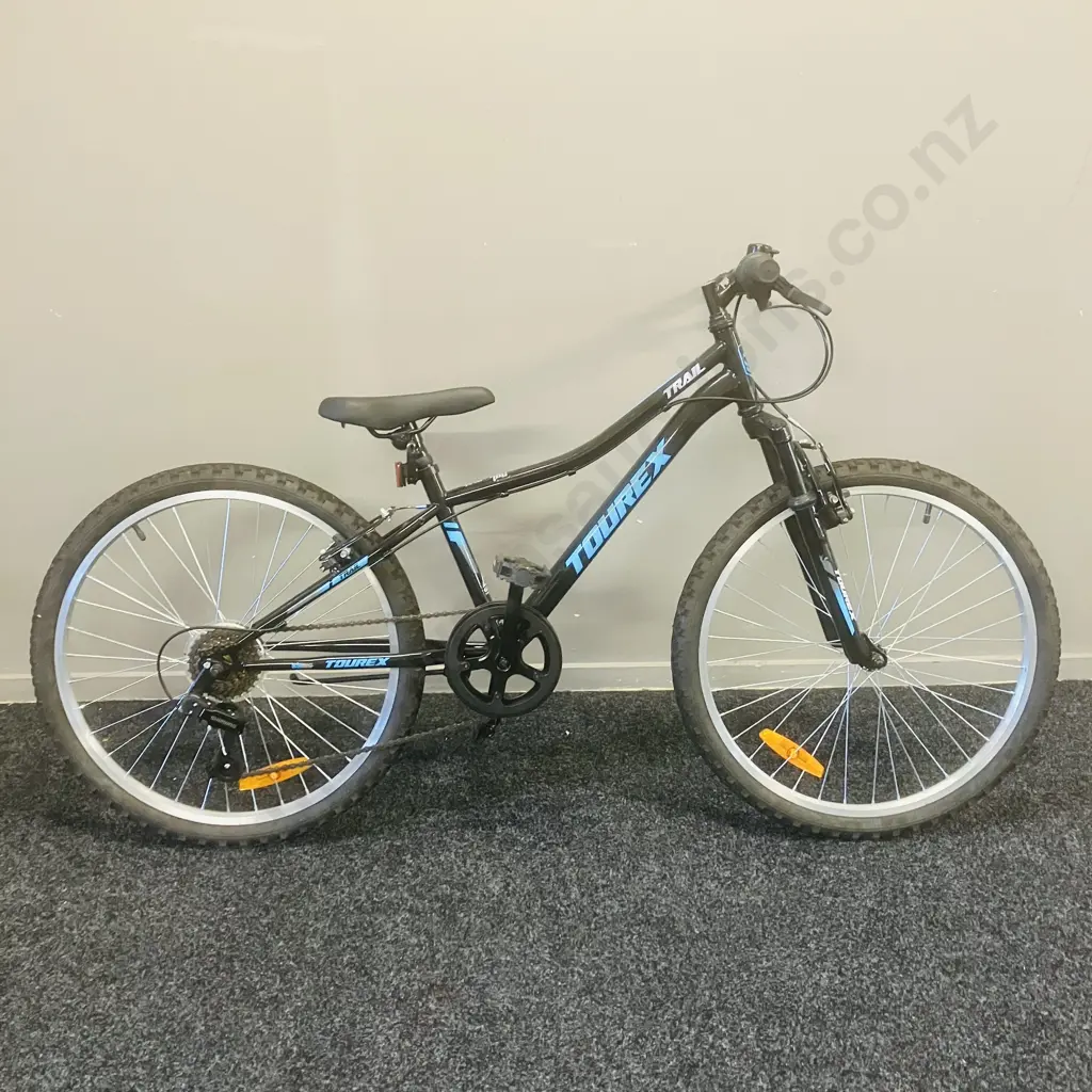 Black & Blue Tourex Trail Kids Bike Image 1++