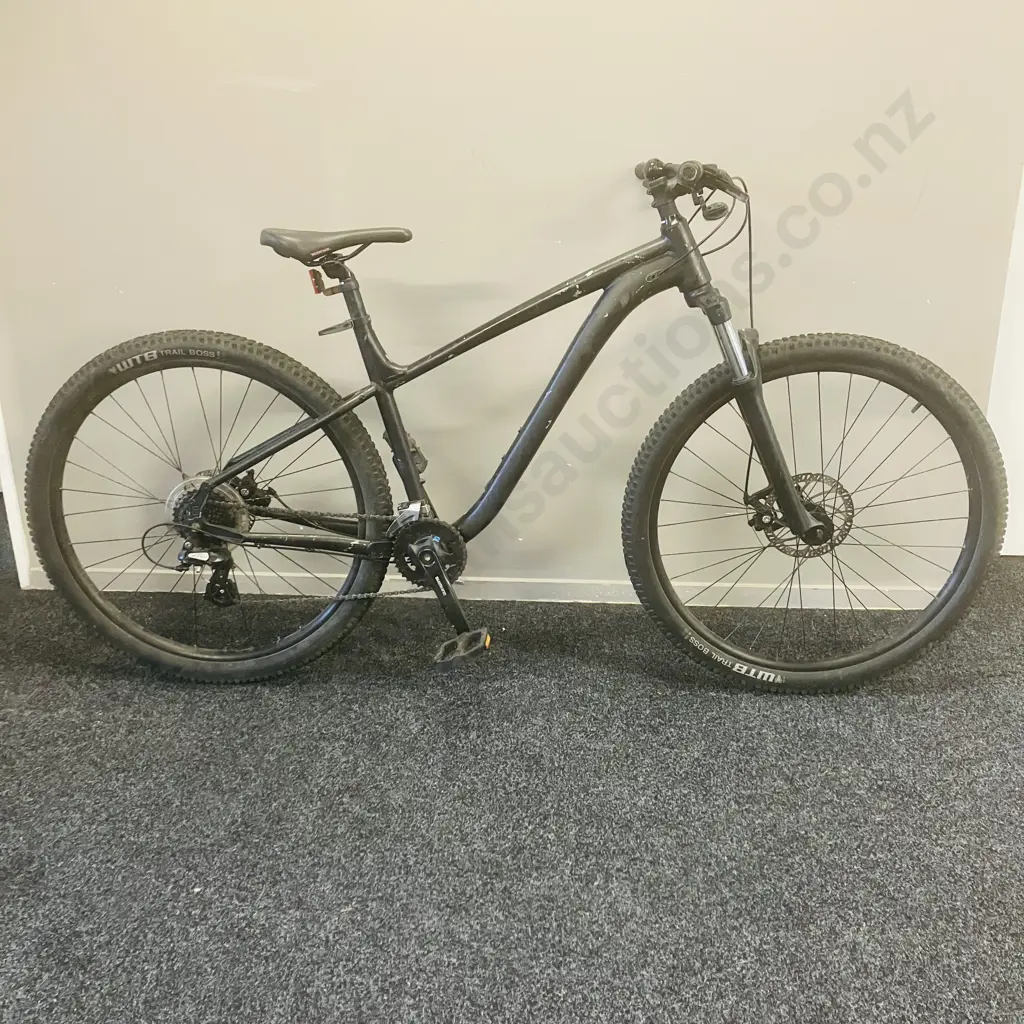 Black Painted Mountain Bike With Kona Seat & Pedals Image 1++
