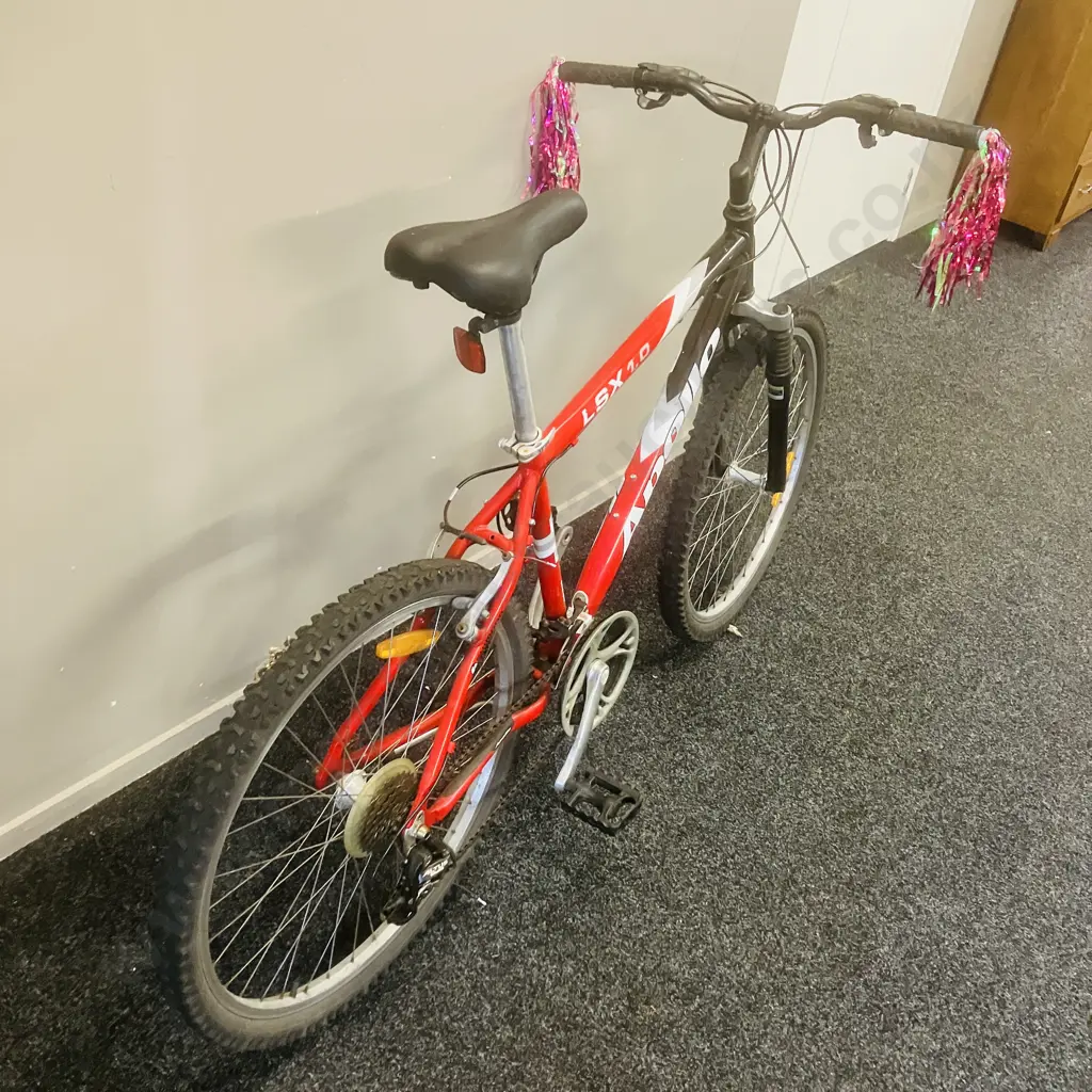 Red / Black / White Apollo LSX 1.0 Mountain Bike Image 1++