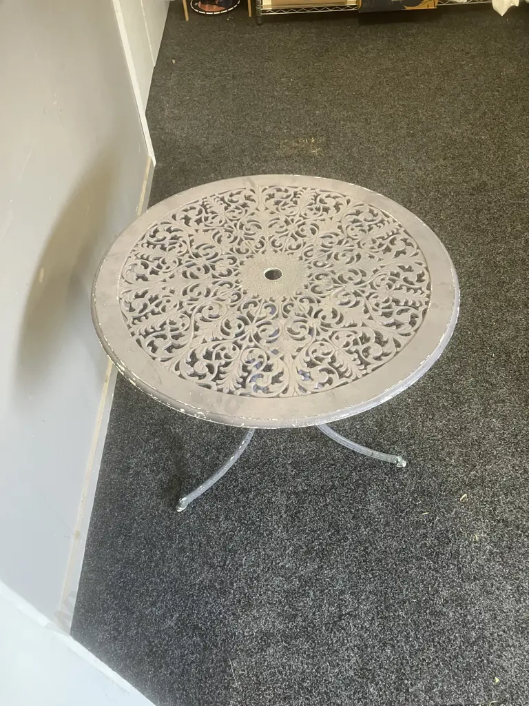 Aluminum Outdoor Table Painted Grey. 62 x 70.5cm Image 1++