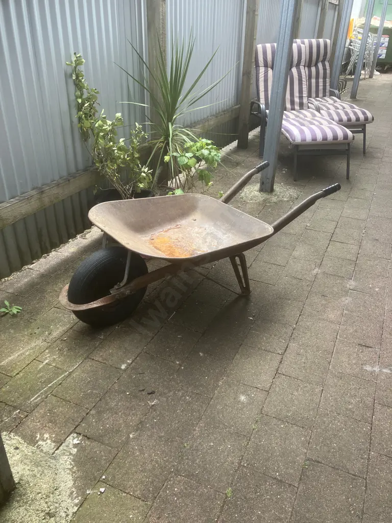 Vintage Steel Wheelbarrow / Garden Art Image 1++