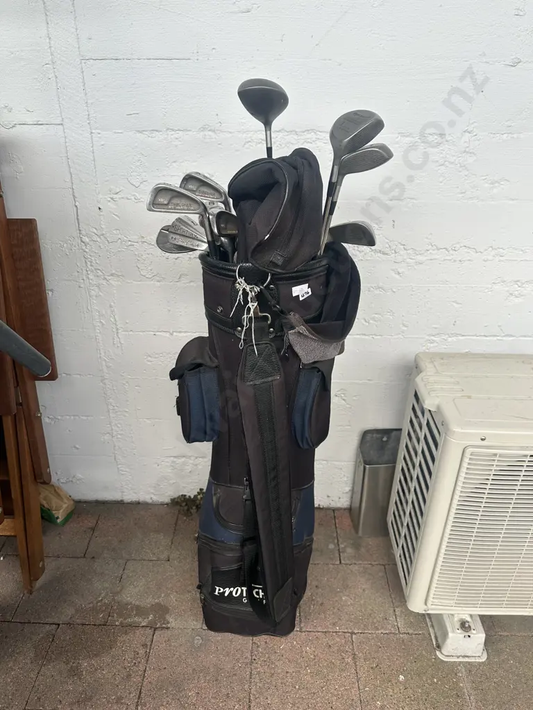 Assorted Golf Clubs In Protech Bag Image 1++