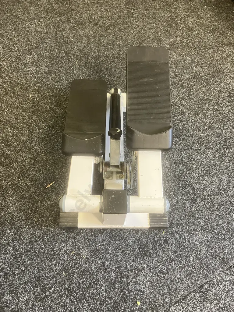 Sports FN-10281 Trainer Exercise Bike And a Mini Stepper Image 1++