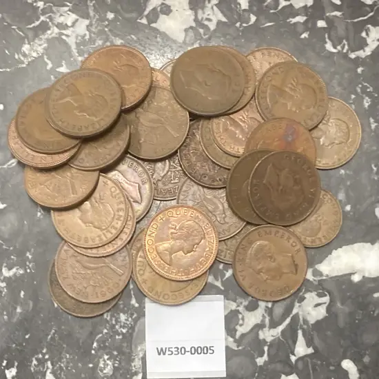 Lot of 33 NZ Pennies & 5 Half Pennies (1940s to 1960s)