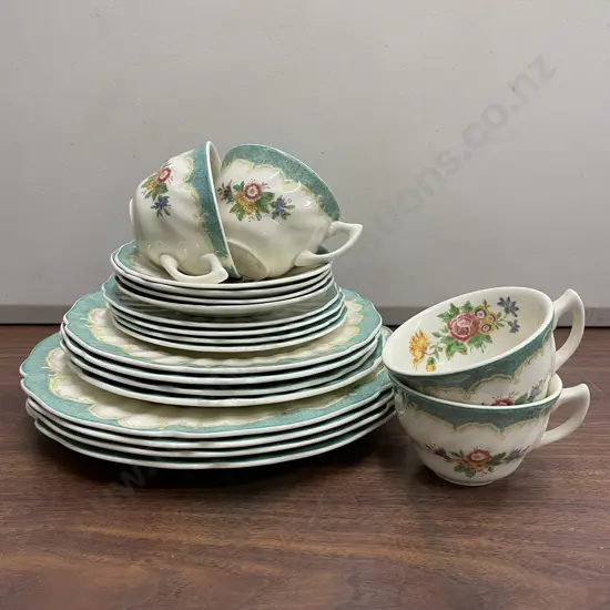 Royal Doulton Part Dinner/Teaset items. Kingswood pattern
