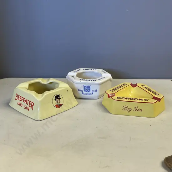 Vintage Collectable Ashtrays: Cognac and Gin