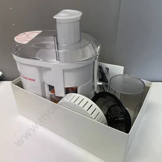 Breville Vegetable and Citrus Juicer