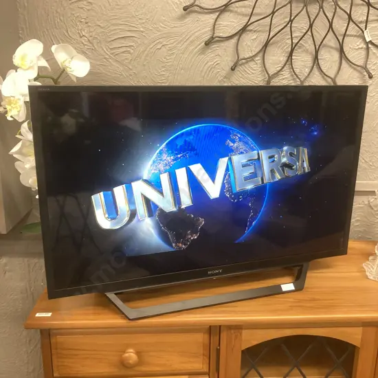 Samsung 43" Series 4 Plasma TV With Remote Control, Model PS43E450A 1M
