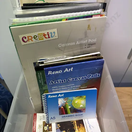 Clear Bin Artist Canvas Pads, Magazines Etc