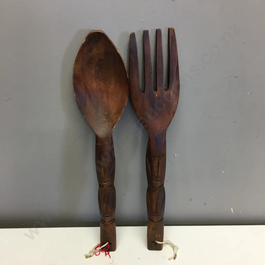 Oval Carved Wooden Bowl & pair of Wooden Utensils Image 1++