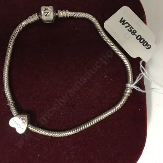 Pandora Bracelet With Sisters Heart Charm Stamped 925