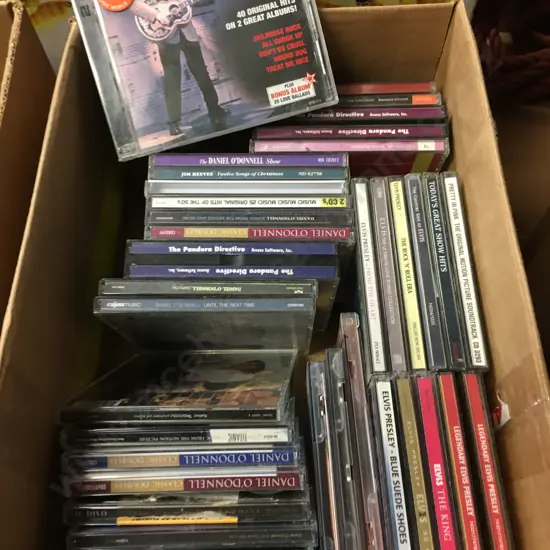 Box lot 37 CD's