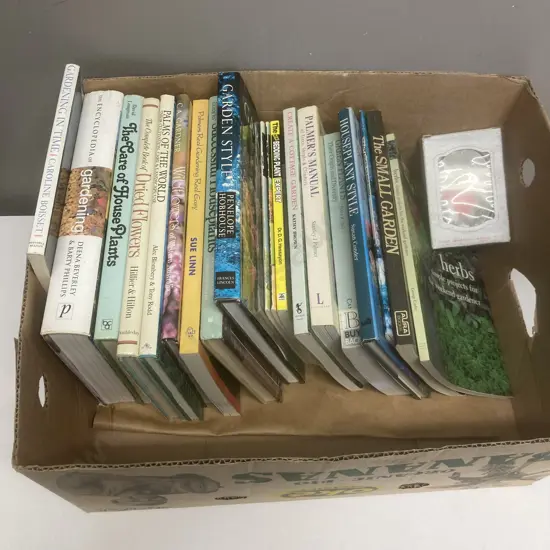Box Lot Books - Gardening, Encyclopedia Of Gardening Etc