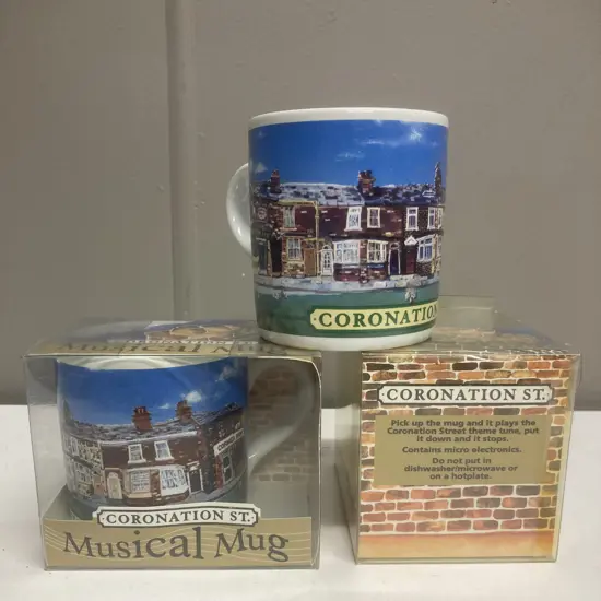 Pair of Musical Coronation Street Mugs, 1995 Granada Television Limited, New In Box