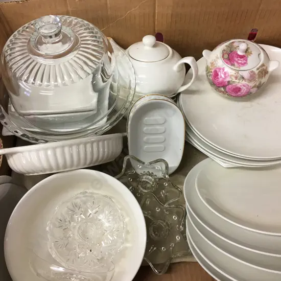 Box Lot Crockery, Crystal & Glassware