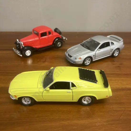 Welly Diecast 1990 Ford Mustang & 1970 Ford Mustang, With a Yatming (Hong Kong) 1934 Ford Coupe