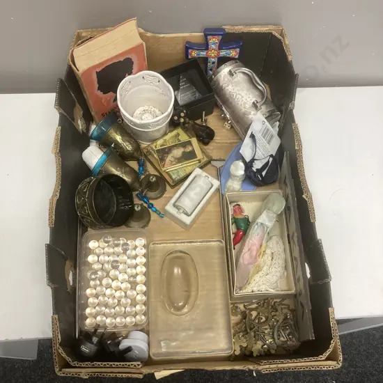 Box Lot Vintage Items