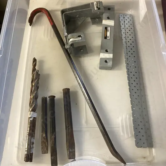 Box Lot Stanley Crowbar, Cold Chisels, Drill Bits, Galvanised hardware Items Etc