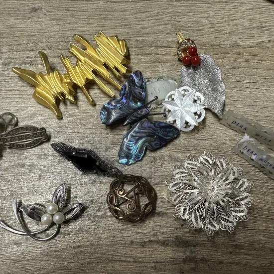 Assorted Vintage Brooches Includes 925