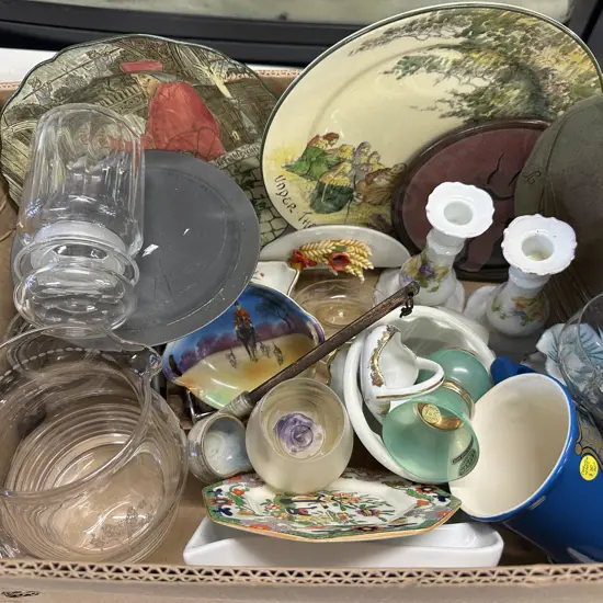 Box Of Assorted China & Glass Ware