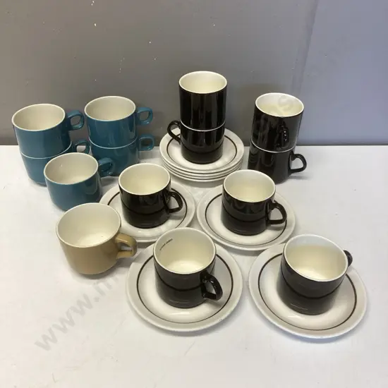 Selection of Crown Lynn Cups & Saucers