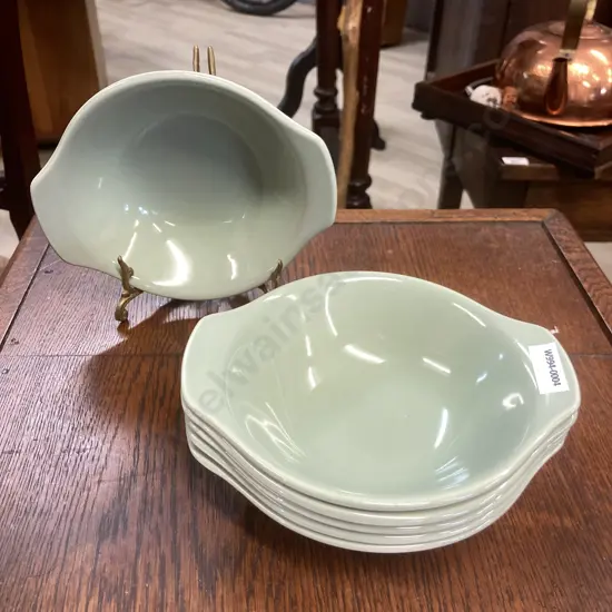 Set of 8 Poole Twin Tone Dessert Bowls, Light Green