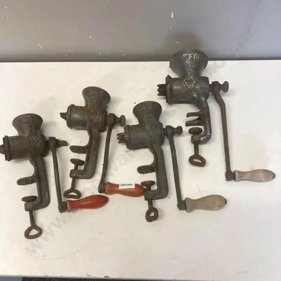 Vintage OK England 2 No10 & No20 Mincers x 4