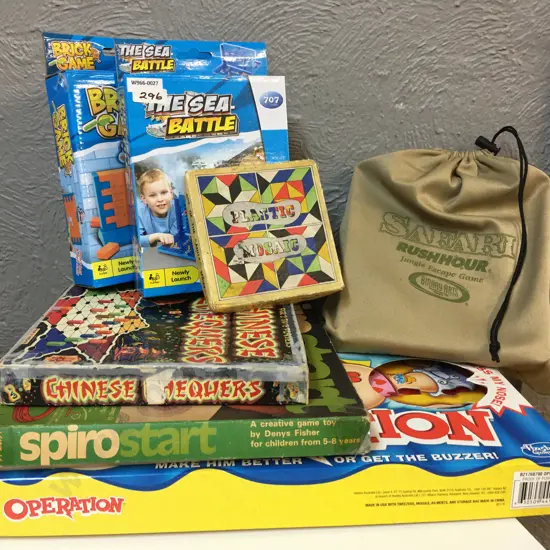 Assorted Vintage Games Including Chinese Chequers