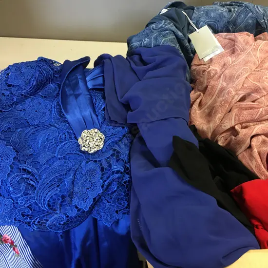 Box lot Ladies Clothing