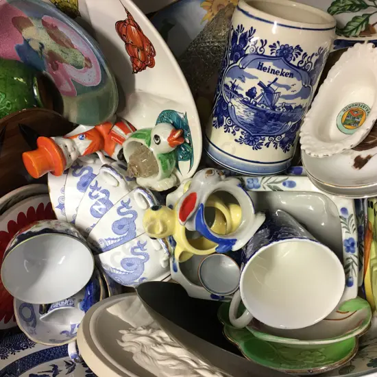 Box Lot Blue Flow, Vintage & Kitsch Items