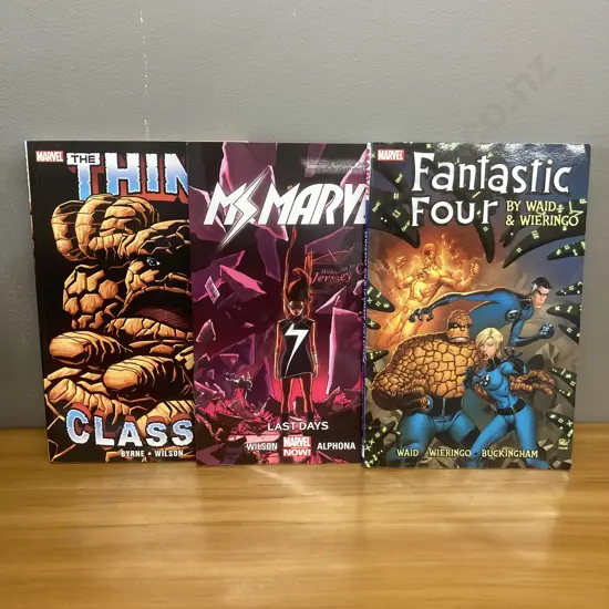 Fantastic Four Ultimate Collection #1 (Marvel, 2011)Marvel: Ms Marvel Last Days & Marvel The Thing Classic Vol 1