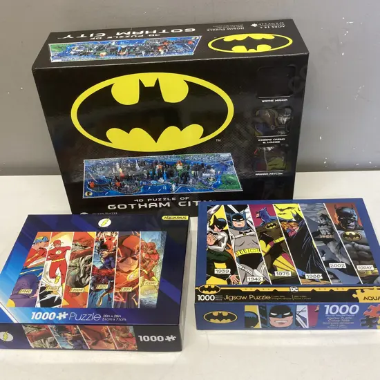 Batman 4D Cityscape - Gotham City Puzzle & Aquarius 1000 Pce Batman & Flash Timeline Jigsaw Puzzles