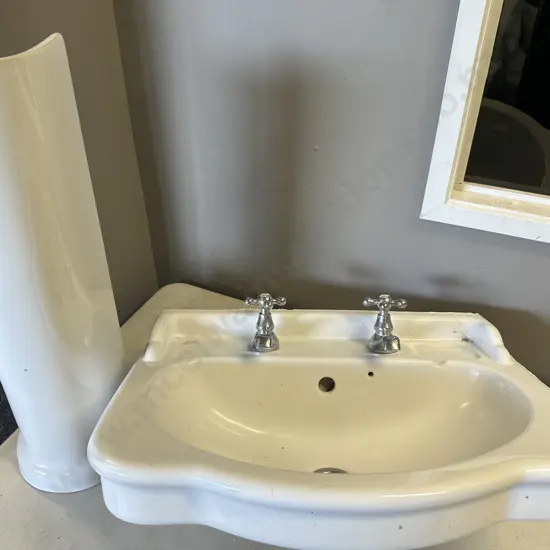 Vintage Ideal Standard Basin & Pedestal