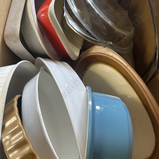 Assorted Bakeware Including Crown Lynn, Art House Etc 
