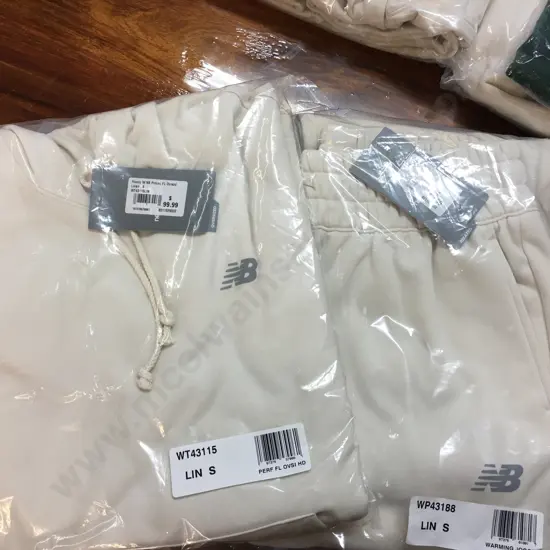 New Balance Linen Colour Hoodie & Warming Jogger Pants, Size S