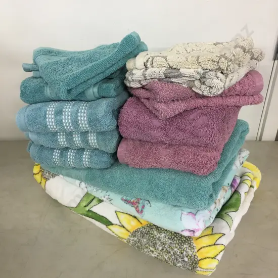 Selection Of Towels Including Morgan & Finch