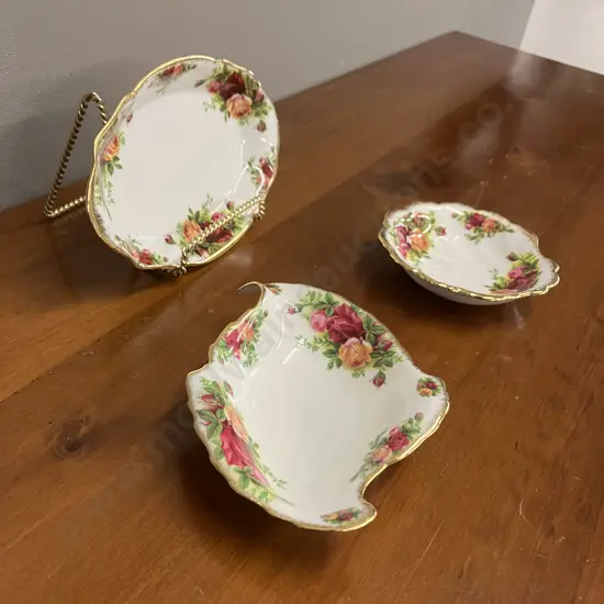 Royal Albert Old Country Roses (England) Leaf Dish, Shell Shape Dish & Oval Dish