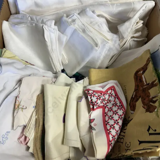 Box Lot Assorted Linen