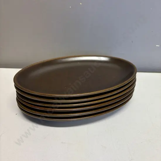 Set of Crown Lynn Forma Oval Plates