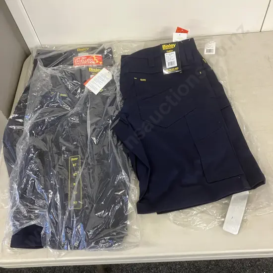 3 Pair Of Bisley BSH1474 Airflow Ripstop Vented Work Shorts, Navy Size 97