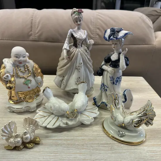 Selection Of Figurines & Ornaments