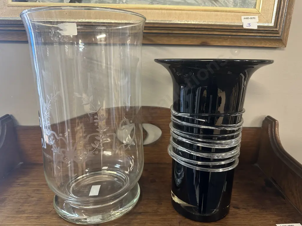 Wide Clear Etched Hurricane Lamp H29cm & Black Vase Image 1++