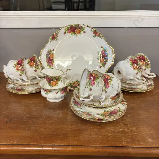 Royal Albert Old Country Roses 21 pce Teaset