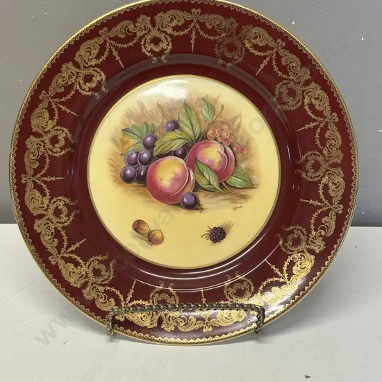 Aynsley Handpainted "D Jones" signed Fruit Cabinet Display Plate. Dia26.5cm