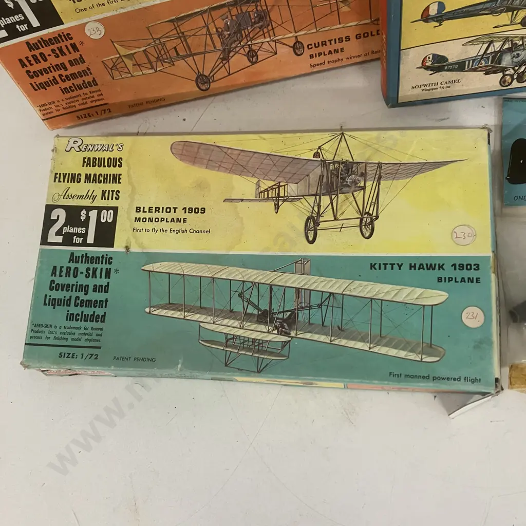 Vintage Four Model Kits Image 1++