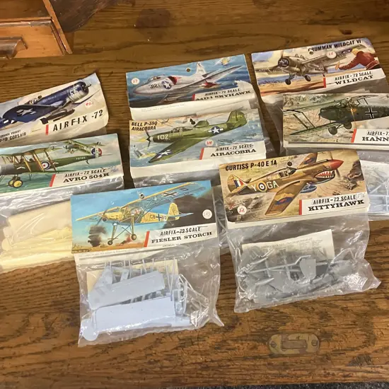 Vintage Airfix 1/72 Scale Model Kits x 8 - Red Stripe Bags